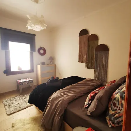 بيت ضيافة Neoclassical On Ground Floor With A Garden And Private Parking Space 3*